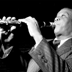 Sidney Bechet & His New Orleans Feetwarmers