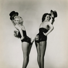 Marilyn Monroe & Jane Russell