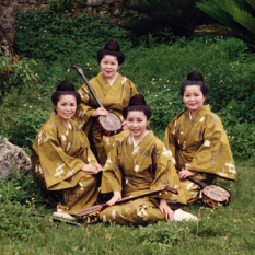 Chieko Iha & Four Sisters