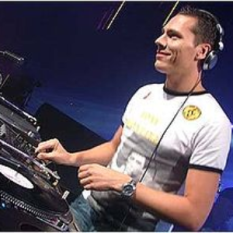 Tiësto feat BT