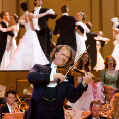 André Rieu & His Johann Strauss Orchestra