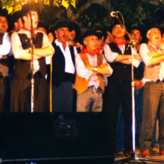 Grupo Cantadores do Redondo