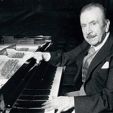 Claudio Arrau, piano