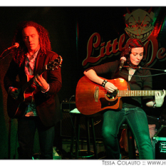 Anneke van  Giersbergen & Danny Cavanangh