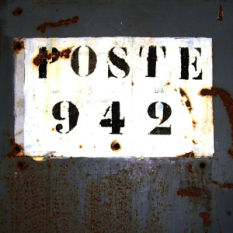 Poste 942