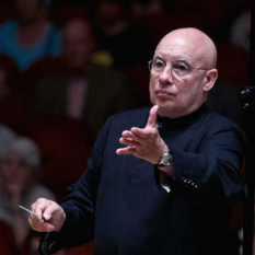 Dennis Russell Davies: Stuttgart Chamber Orchestra