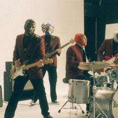 Los Straitjackets