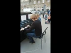Greenbertango Jack - импровизация на уличном пианино (Питер)