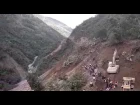 deslizamiento de tierra arrastra personas, camino a Caranavi La paz-Bolivia