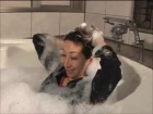 客室乗務員の恰好で泡風呂シャンプーcabinattendant bubble bath shampoo