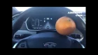 Как обмануть автопилот Tesla с помощью апельсина