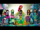 The Monster High Ghouls Grow a Garden Party | Spring Into Action | Monster High