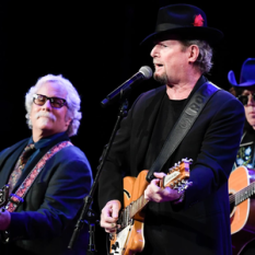 Roger McGuinn, Chris Hillman, Marty Stuart